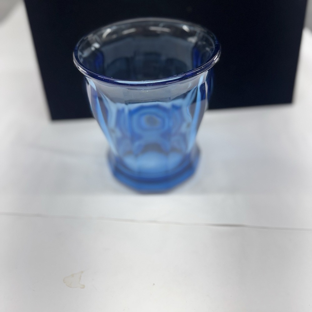 ICE BLUE 5 IN. WIDE 6 IN. TALL GLASS VASE !! Indiana Glass? Heavy Vintage - Picture 5 of 5